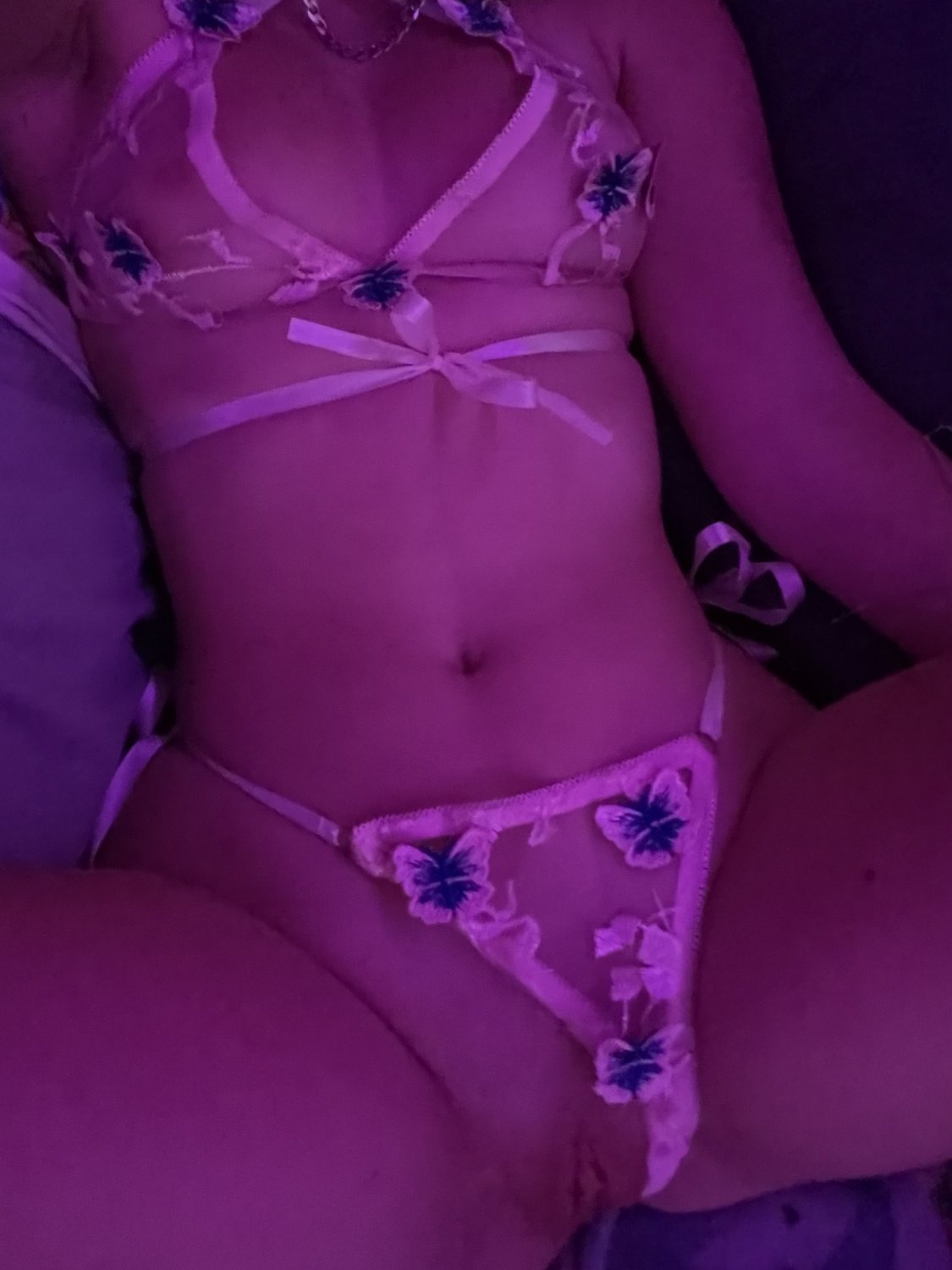 I can't get my mind off this one, what would you do to her? #vqOevraj