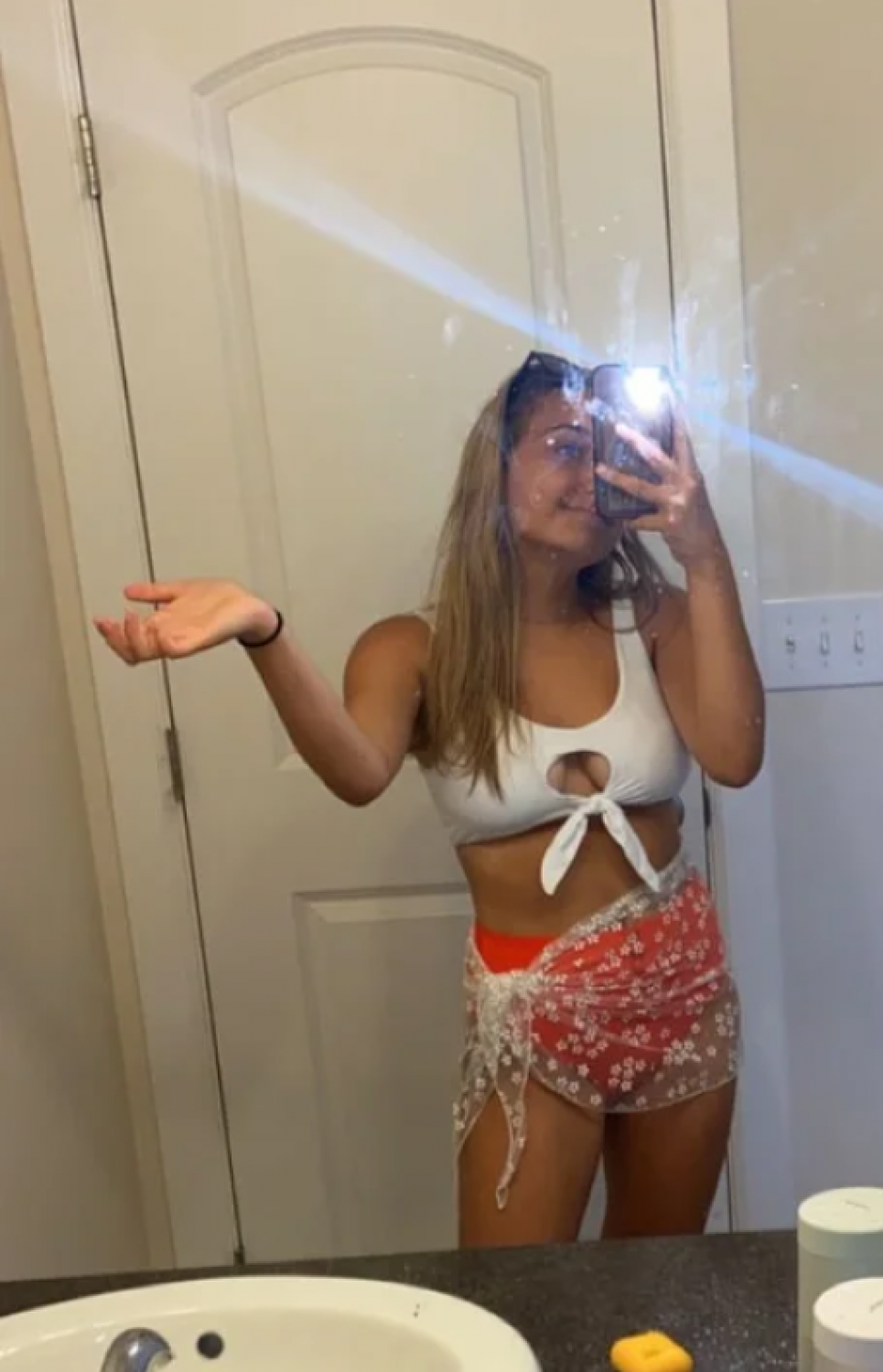 Bikini Selfie with Cleavage 18 - Porn - EroMe